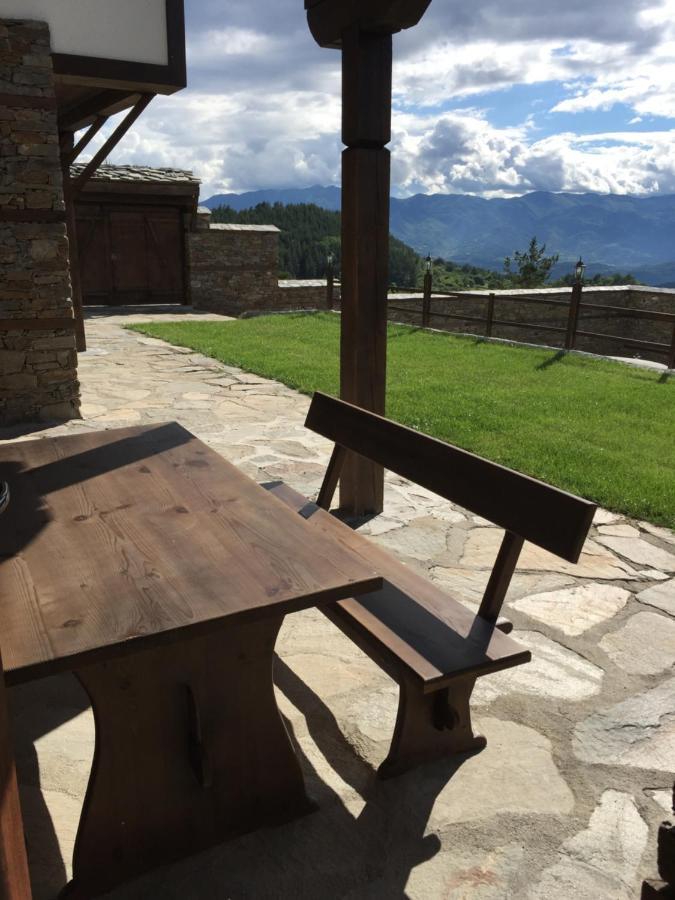 Калпаците - Kalpacite Guest Houses Skrebatno ภายนอก รูปภาพ